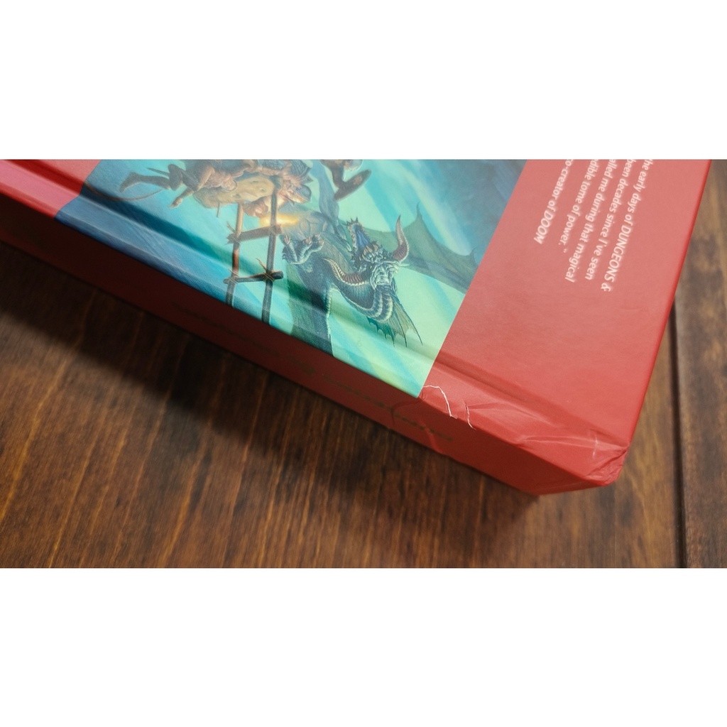 Dungeons and Dragons Art and Arcana - A Visual History (vahingoittunut)