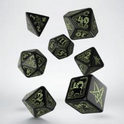 [SCTH19] Call of Cthulhu Black &amp; glow-in-the-dark Dice Set