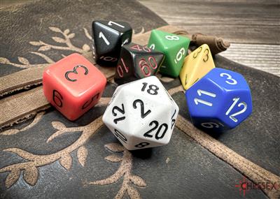 [25499] Chessex Nostalgia Opaque GM &amp; Beginner Player Polyhedral 7-Die Set